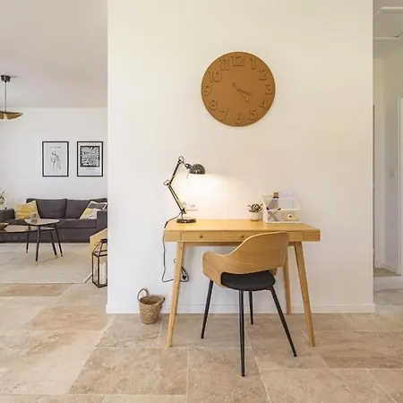La Maison Des Roses Holiday home *