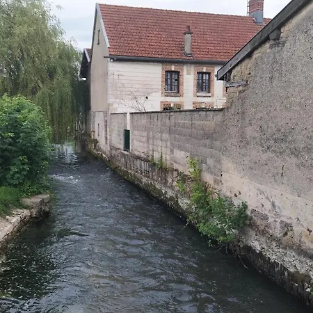La Maison Des Roses * Athis (Marne)